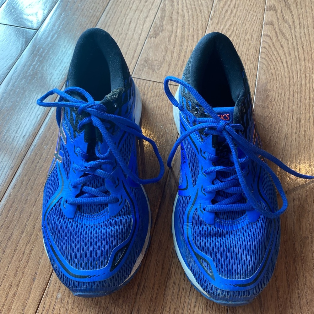 Asics Running Sneaker